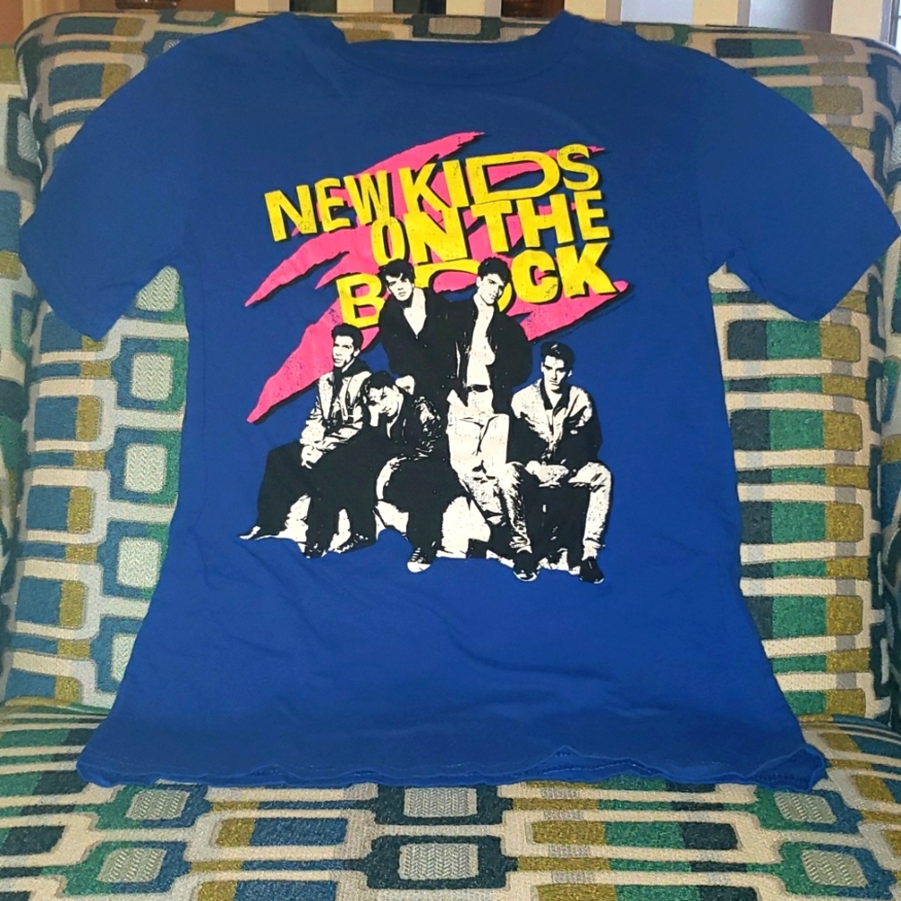 New Kids On The Block T-shirt. (XS).  Great Condition.